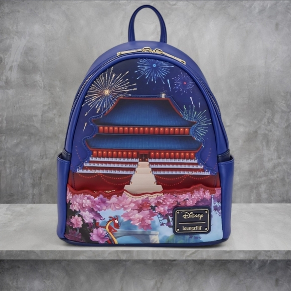 Loungefly Mulan Castle Light-up Backpack ?